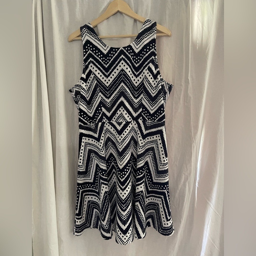 Maurices Plus Size XXL Geometric Zig Zag Print Cutout Back Zipper Dress Coastal